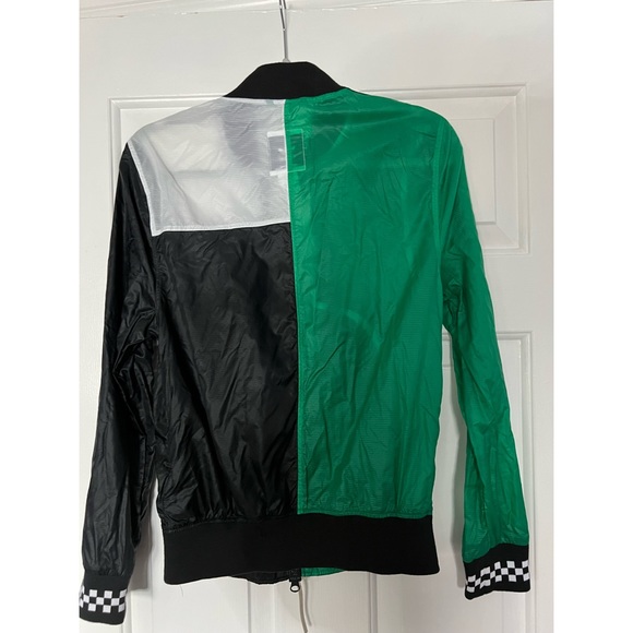 Vintage Adidas Windbreaker. Size XS. Only worn once. - Picture 7 of 7